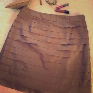 LOFT tiered mauve mini skirt with raw hem